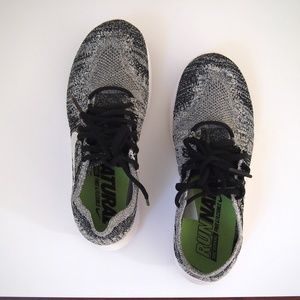 Nike Free RN Flyknit Running Shoes